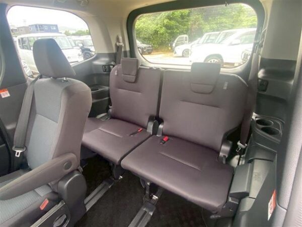 Ref:AUX-19074286 TOYOTA NOAH 2024 - Image 14