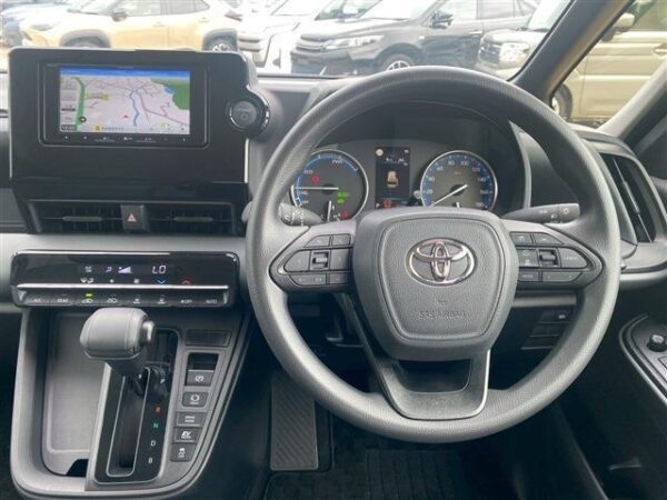 Ref:AUX-19074286 TOYOTA NOAH 2024 - Image 18