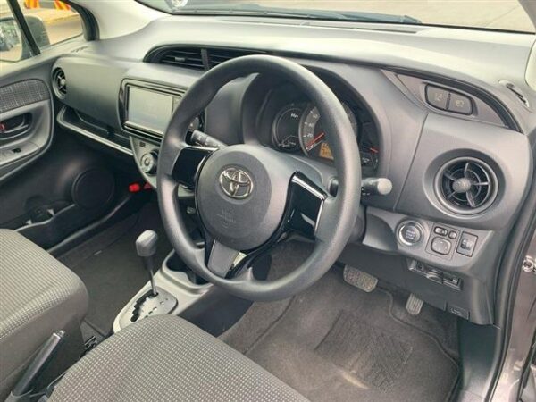 Ref:AUX-19074292 TOYOTA VITZ 2020 - Image 11