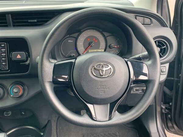 Ref:AUX-19074292 TOYOTA VITZ 2020 - Image 13