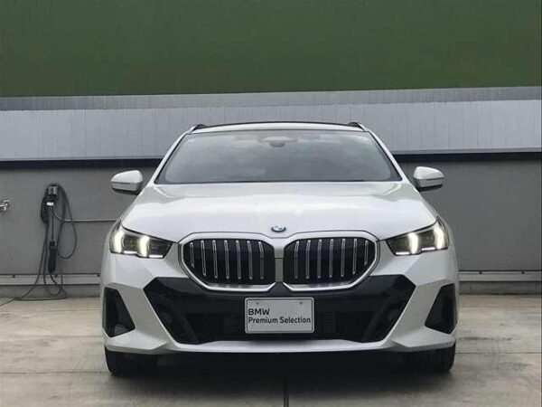 Ref:AUX-19077440 BMW 5 SERIES 2025 - Image 4