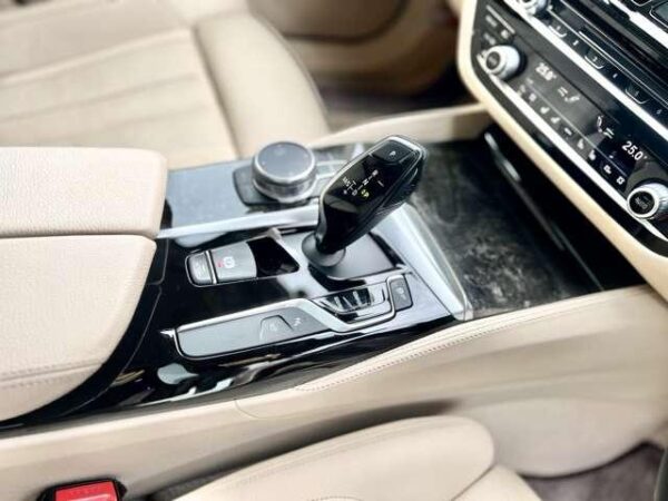 Ref:AUX-19086634 BMW 5 SERIES 2017 - Image 19