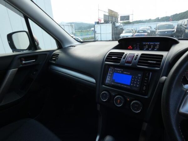 Ref:AUX-19088152 SUBARU FORESTER 2014 - Image 20