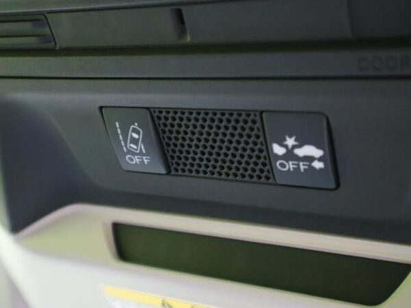 Ref:AUX-19094729 SUBARU XV 2018 - Image 7