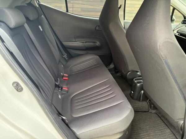 Ref:AUX-19094805 TOYOTA AQUA 2022 - Image 11