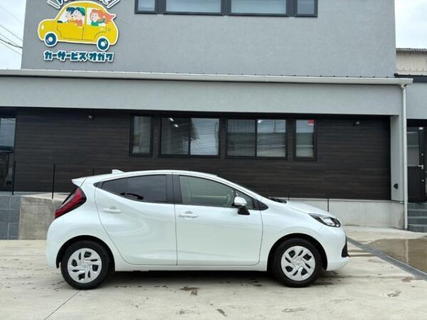 Ref:AUX-19094805 TOYOTA AQUA 2022 - Image 4