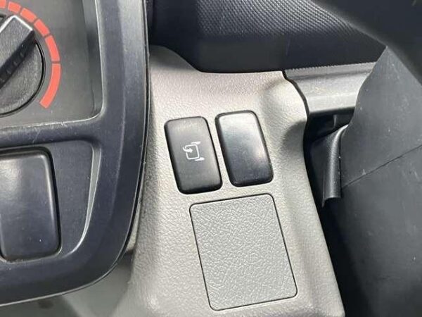 Ref:AUX-19097342 HINO DUTRO 2018 - Image 11