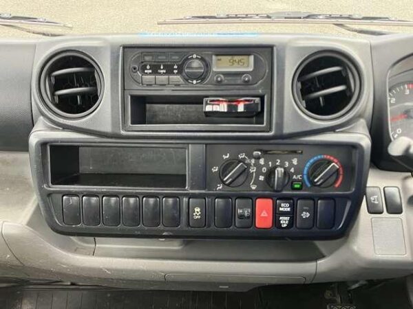 Ref:AUX-19097342 HINO DUTRO 2018 - Image 12