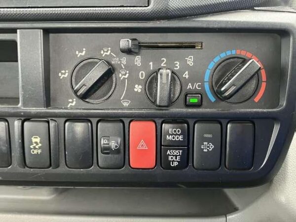 Ref:AUX-19097342 HINO DUTRO 2018 - Image 13