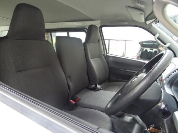 Ref:AUX-19125026 TOYOTA REGIUS ACE VAN 2012 - Image 14