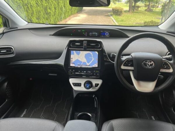 Ref:AUX-19128249 TOYOTA PRIUS PHV 2017 - Image 13