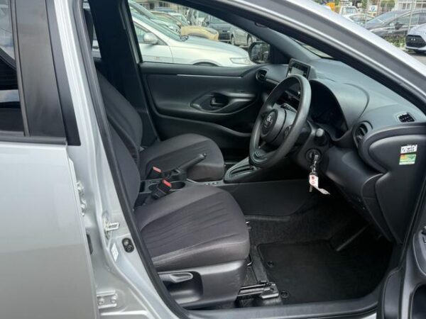 Ref:AUX-19150004 TOYOTA YARIS 2020 - Image 12
