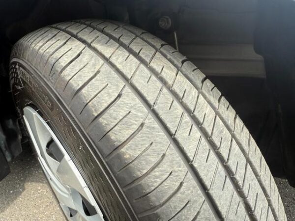 Ref:AUX-19150004 TOYOTA YARIS 2020 - Image 6