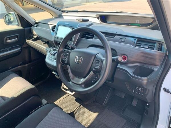 Ref:AUX-19157641 HONDA FREED HYBRID 2024 - Image 15