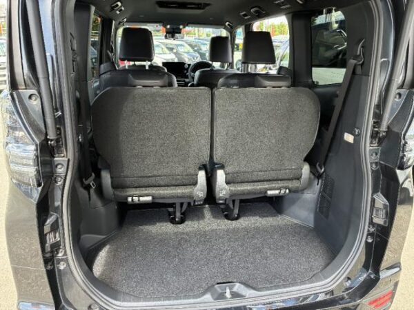 Ref:AUX-19168543 TOYOTA VOXY 2022 - Image 7