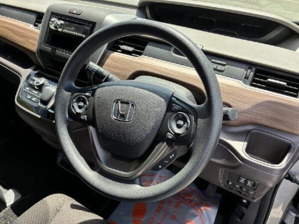 Ref:AUX-19168662 HONDA FREED HYBRID 2022 - Image 8