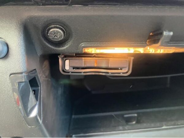 Ref:AUX-19179429 VOLVO V40 2018 - Image 16