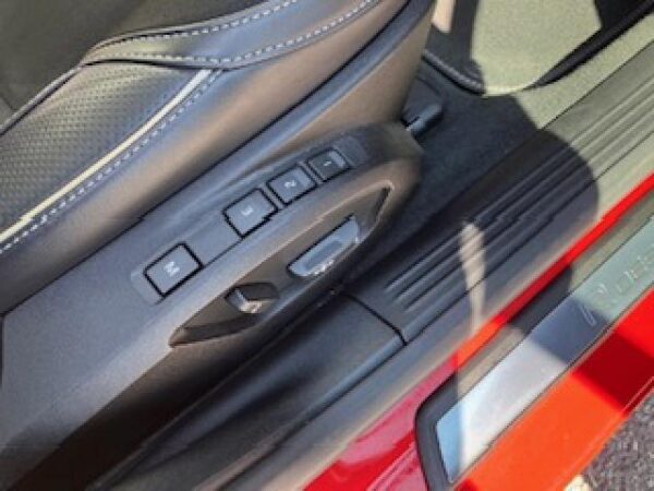 Ref:AUX-19179429 VOLVO V40 2018 - Image 17