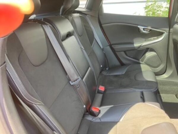 Ref:AUX-19179429 VOLVO V40 2018 - Image 10