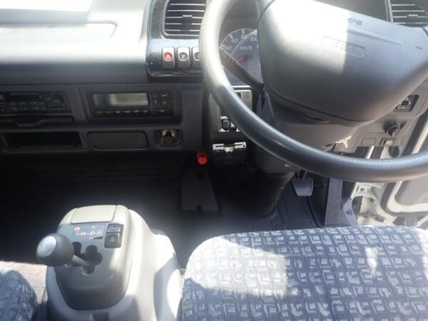 Ref:AUX-19180879 NISSAN DIESEL CONDOR 2005 - Image 8
