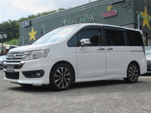Ref:AUX-19184147 HONDA STEPWAGON SPADA 2013
