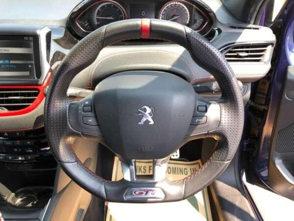 Ref:AUX-19189606 PEUGEOT 208 2013 - Image 4