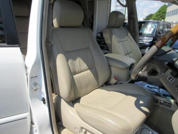 Ref:AUX-19199806 TOYOTA LAND CRUISER 100 2005 - Image 12