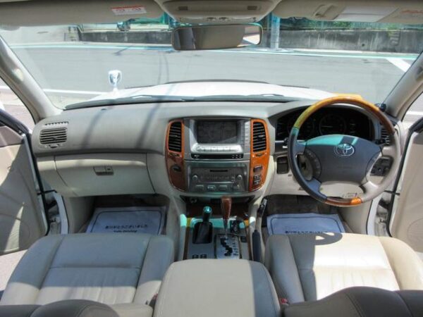 Ref:AUX-19199806 TOYOTA LAND CRUISER 100 2005 - Image 3