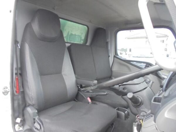 Ref:AUX-19199906 MITSUBISHI FUSO CANTER 2016 - Image 9