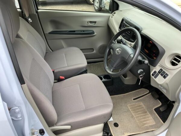 Ref:AUX-19199959 DAIHATSU MIRA E:S 2016 - Image 11