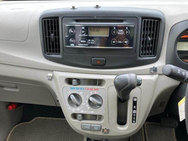 Ref:AUX-19199959 DAIHATSU MIRA E:S 2016 - Image 20