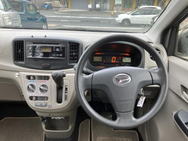 Ref:AUX-19199959 DAIHATSU MIRA E:S 2016 - Image 9