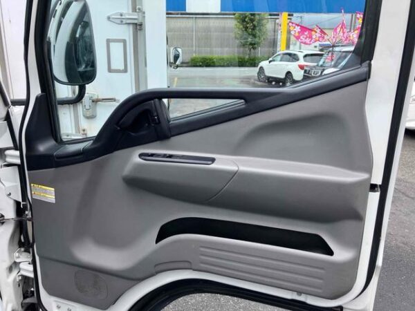 Ref:AUX-19211064 MITSUBISHI FUSO CANTER 2018 - Image 18