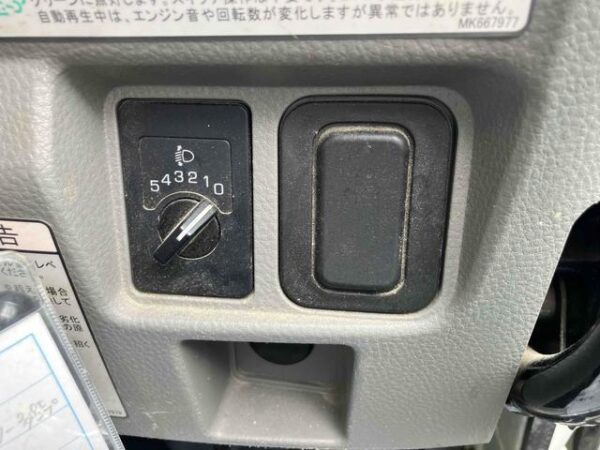 Ref:AUX-19211068 MITSUBISHI FUSO CANTER 2019 - Image 12