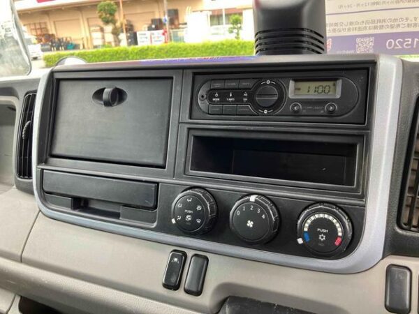 Ref:AUX-19211068 MITSUBISHI FUSO CANTER 2019 - Image 17