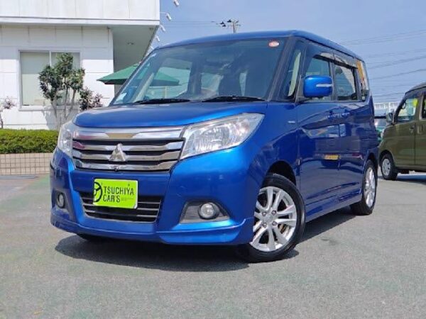 Ref:AUX-19215144 MITSUBISHI DELICA D:2 2016