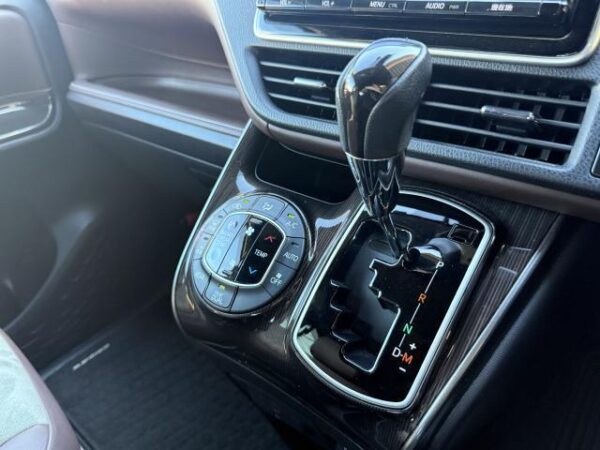 Ref:AUX-19218979 TOYOTA ESQUIRE 2018 - Image 18