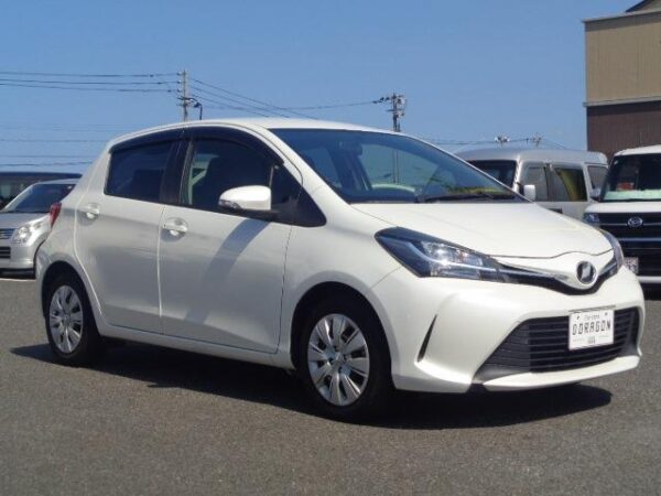Ref:AUX-19219077 TOYOTA VITZ 2014 - Image 4
