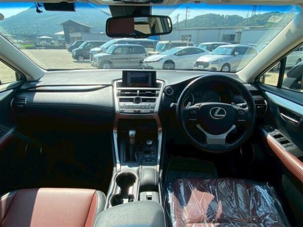 Ref:AUX-19219084 LEXUS NX 2017 - Image 16