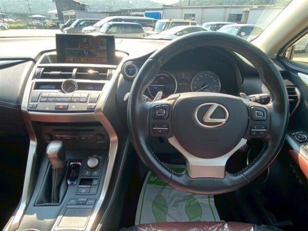 Ref:AUX-19219084 LEXUS NX 2017 - Image 17