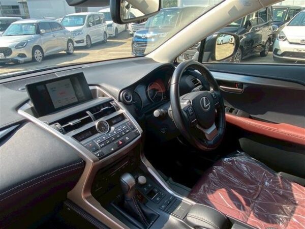 Ref:AUX-19219084 LEXUS NX 2017 - Image 10