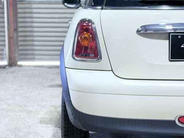 Ref:AUX-19220718 MINI MINI 2010 - Image 15