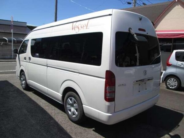 Ref:AUX-19227884 TOYOTA HIACE VAN 2012 - Image 3