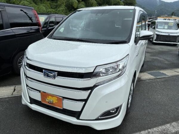 Ref:AUX-19231027 TOYOTA NOAH 2020 - Image 10