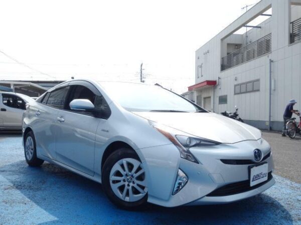 Ref:AUX-19231243 TOYOTA PRIUS 2018 - Image 2