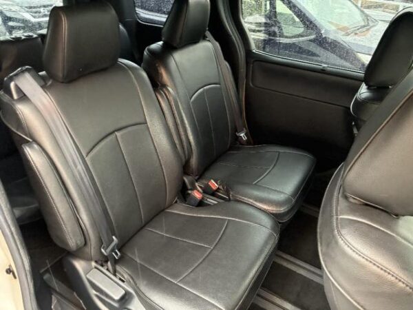 Ref:AUX-19231263 TOYOTA VOXY 2017 - Image 6