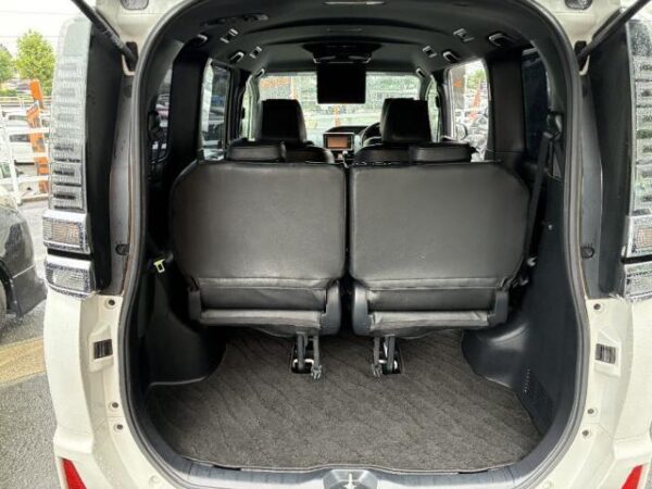 Ref:AUX-19231263 TOYOTA VOXY 2017 - Image 7