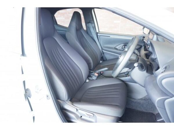 Ref:AUX-19231784 TOYOTA YARIS 2022 - Image 6