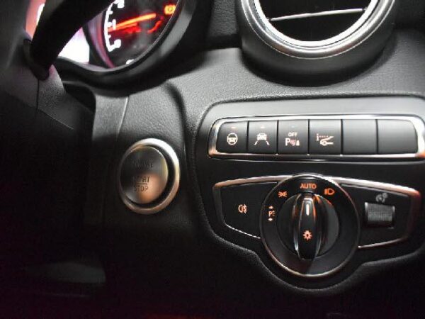 Ref:AUX-19235153 AMG C-CLASS 2018 - Image 4