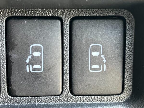 Ref:AUX-19238918 TOYOTA HIACE VAN 2023 - Image 11